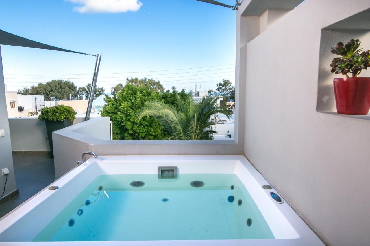 Marquise Suites - Adults Only Fíra Kültér fotó
