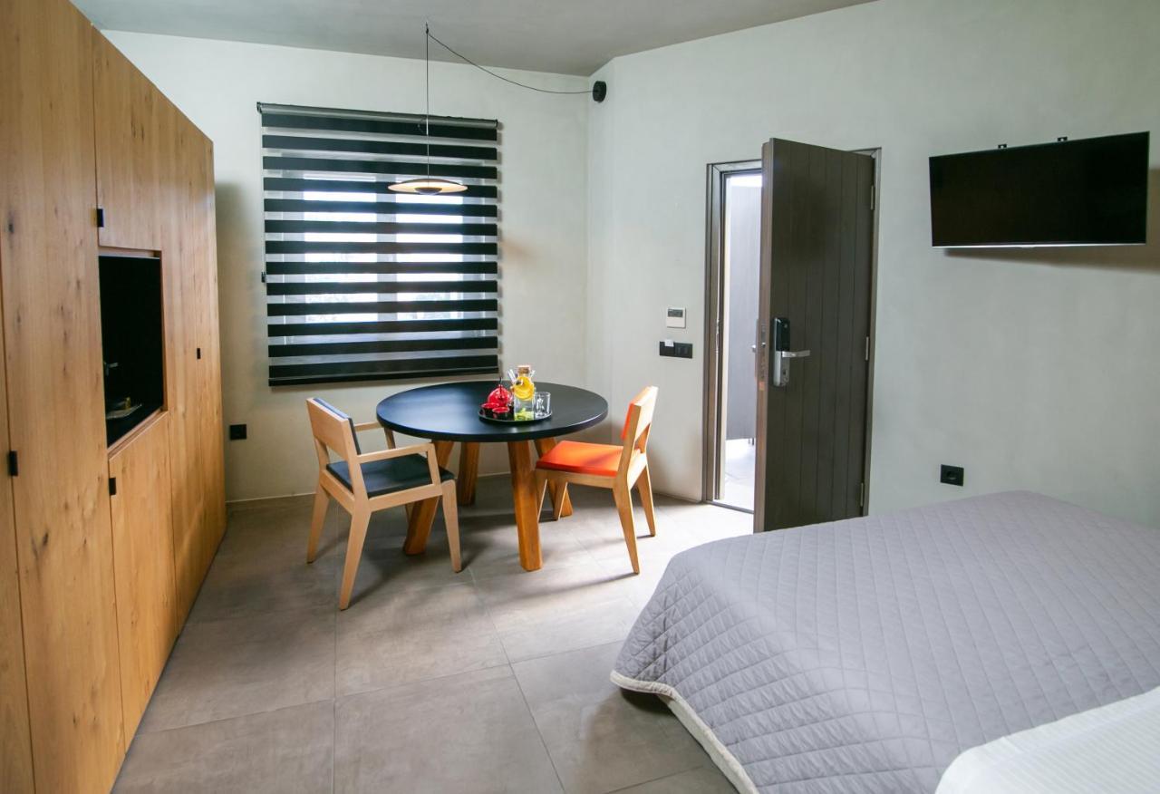 Marquise Suites - Adults Only Fíra Kültér fotó